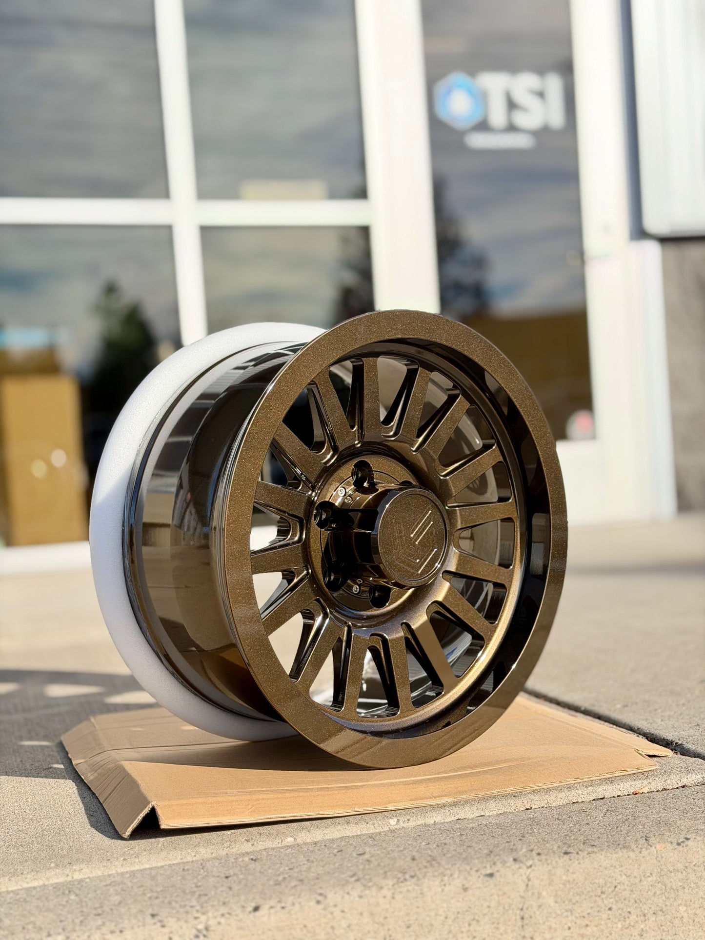 LF40 18x9 Forged Wheel